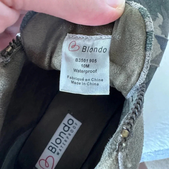 Blondo Green Camo Waterproof Glenda Hidden Heel Front Zip Sneaker boot Sz 10 - Picture 9 of 9